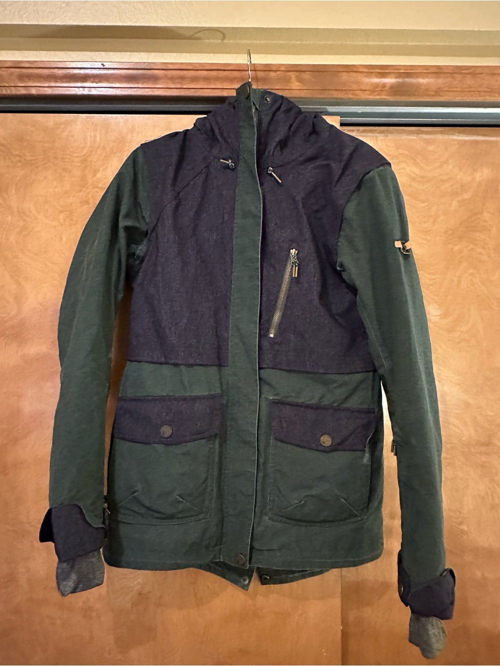 Roxy Snowboard Jacket -Tone Green & Navy Denin